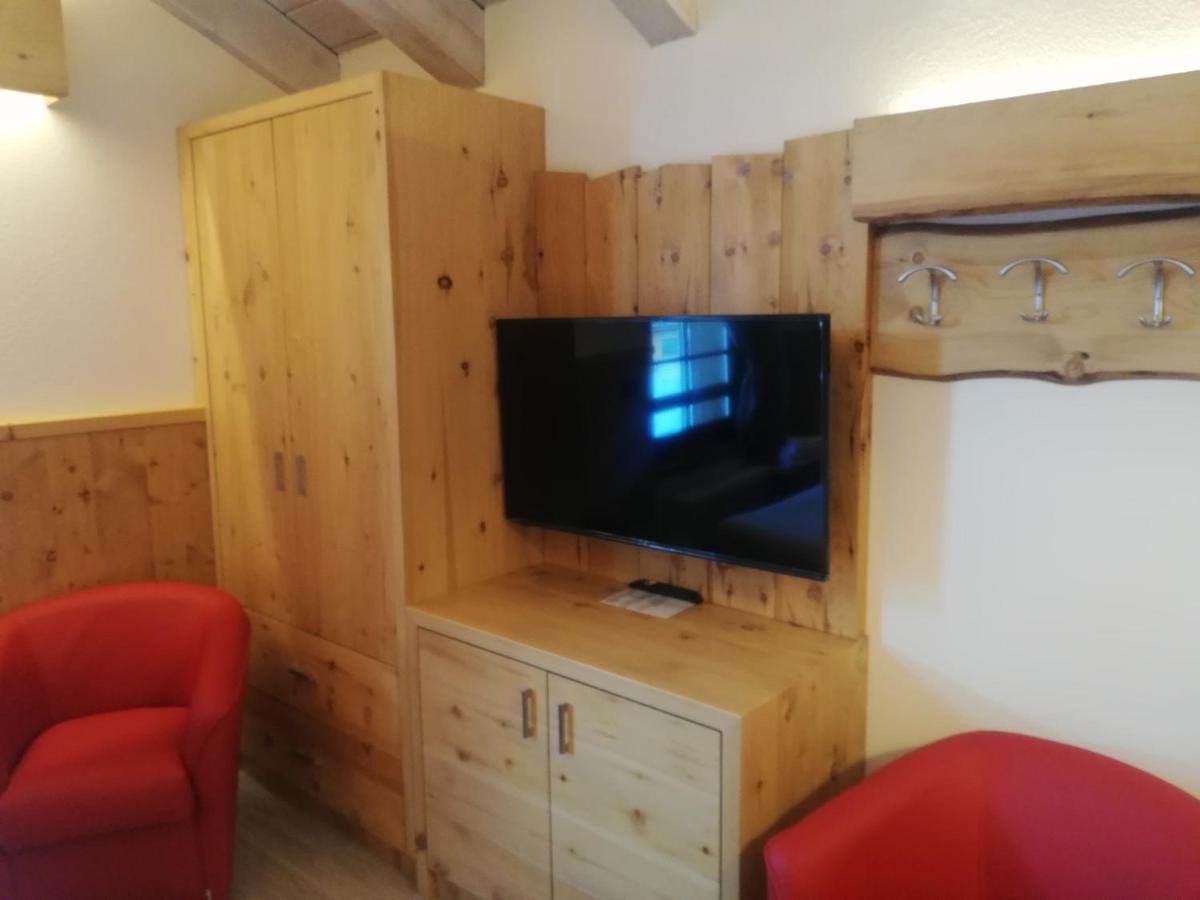 Ski Holidays Apartments Livigno Kültér fotó